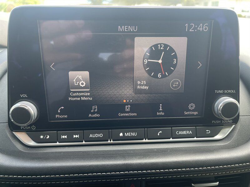 Used 2021 Nissan Rogue S FWD image 16