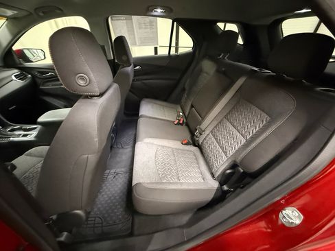 Certified 2024 Chevrolet Equinox LT FWD image 18