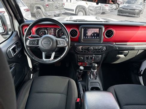 Used 2021 Jeep Wrangler Rubicon image 24