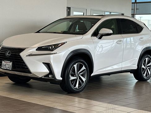 Used 2019 Lexus NX 300h AWD w/ Premium Package image 8