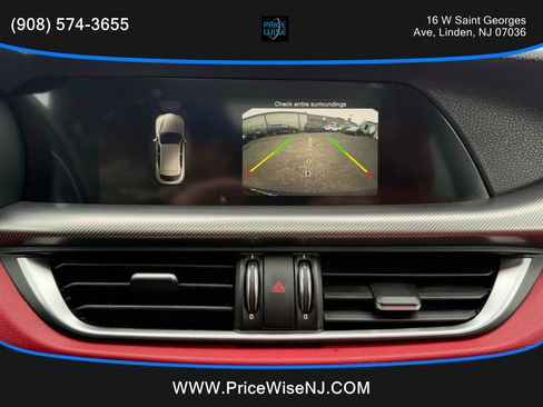 Used 2018 Alfa Romeo Stelvio Ti Sport image 18