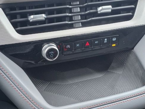 New 2026 Ford Explorer Active image 30