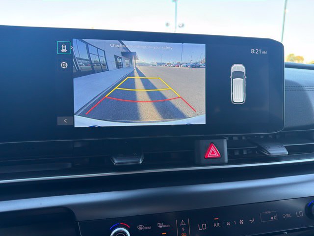 Used 2025 Kia Carnival FWD image 24