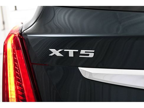 Used 2024 Cadillac XT5 Premium Luxury FWD image 57