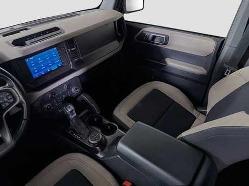 Used 2021 Ford Bronco Big Bend w/ Sasquatch Package AWD/4WD image 24