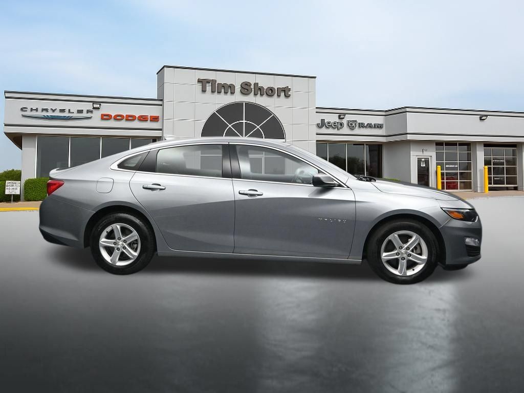 Used 2024 Chevrolet Malibu LT FWD image 6