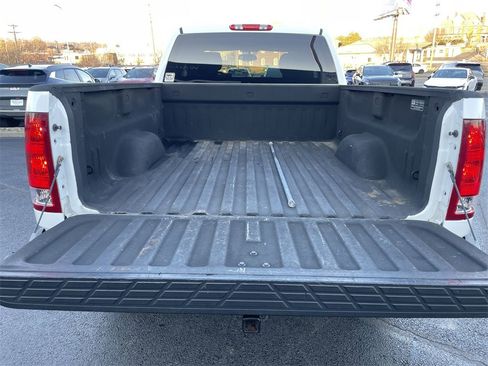 Used 2013 GMC Sierra 1500 SLE w/ Power Tech Package image 34