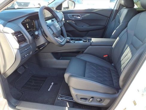 New 2026 Nissan Rogue Platinum w/ Platinum Premium Package image 7