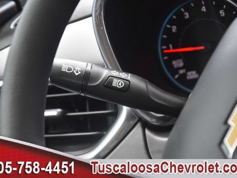 Used 2024 Chevrolet Equinox LS w/ LS Convenience Package FWD image 30