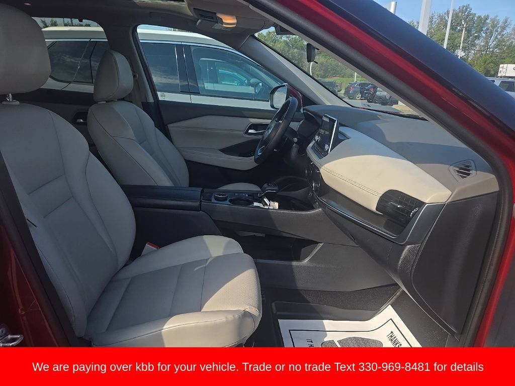 Used 2021 Nissan Rogue SV w/ Premium Package AWD/4WD image 22