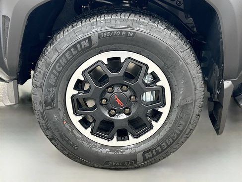 New 2026 Toyota 4Runner TRD Off-Road Premium AWD/4WD image 8