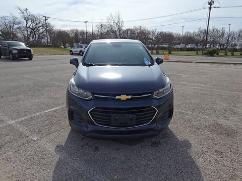 Used 2019 Chevrolet Trax LS w/ LPO, Protection Package image 3