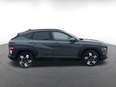 Used 2025 Hyundai Kona SEL image 16