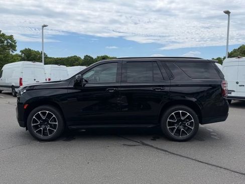 Used 2022 Chevrolet Tahoe RST w/ Luxury Package AWD/4WD image 4
