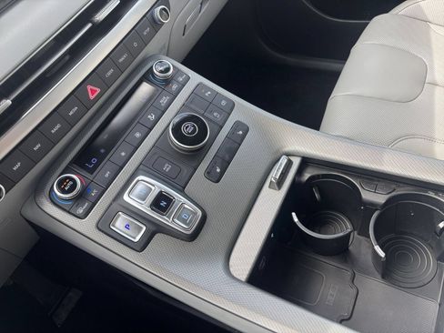 Used 2024 Hyundai Palisade SEL FWD image 44