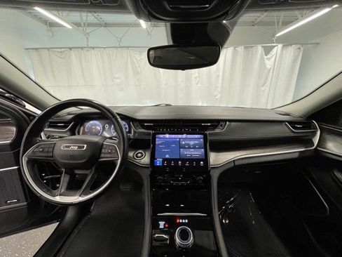 Used 2021 Jeep Grand Cherokee L Limited w/ Trailer Tow Package image 13