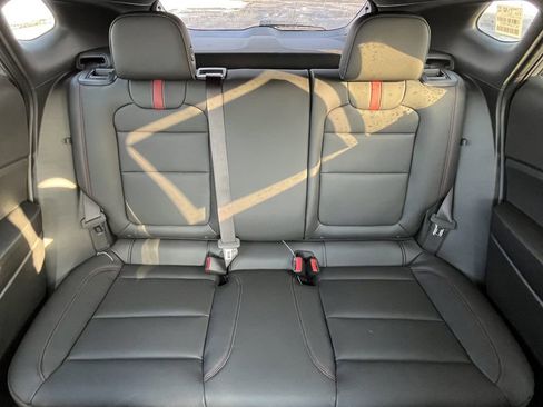 New 2026 Chevrolet Trax RS w/ Sunroof Package image 15