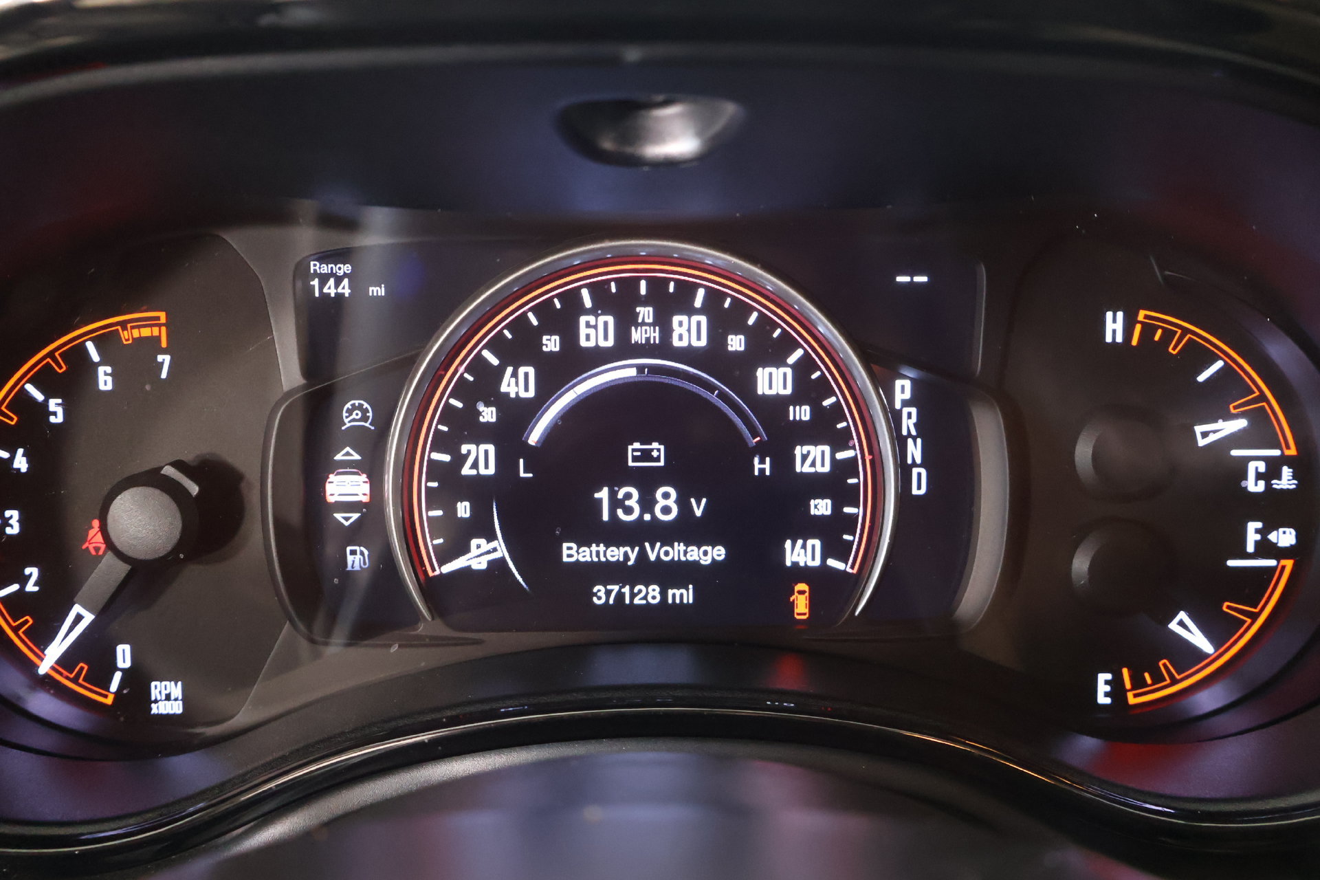 Used 2022 Dodge Durango SXT w/ Anodized Platinum Package AWD/4WD image 4