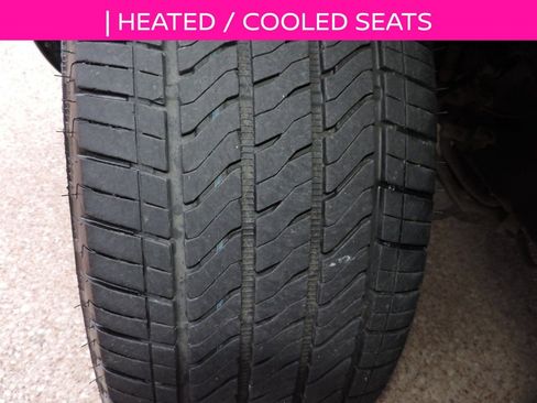 Used 2017 INFINITI QX80 2WD w/ Deluxe Technology Package image 18