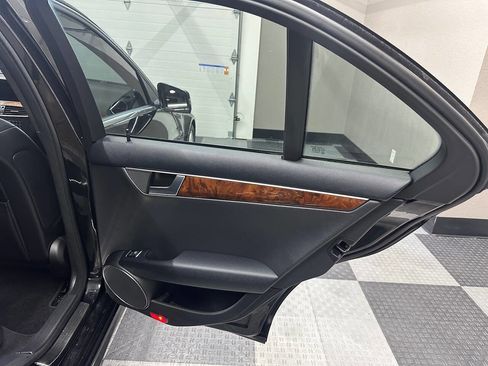 Used 2012 Mercedes-Benz C 300 4MATIC Sedan image 24