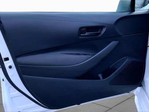 Used 2024 Toyota Corolla LE FWD image 19