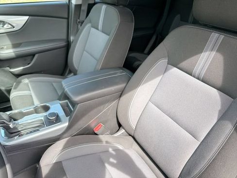 Used 2023 Chevrolet Blazer LT w/ Convenience Package FWD image 14