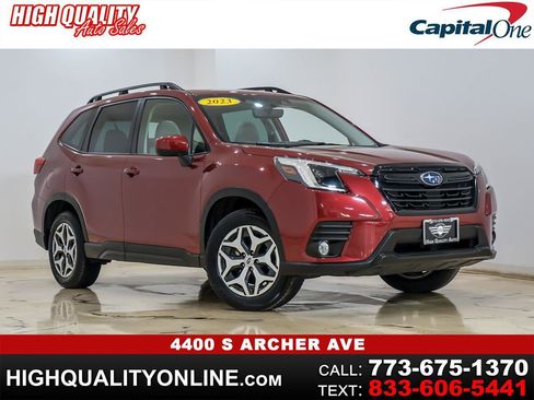 Used 2023 Subaru Forester Premium AWD/4WD image 1