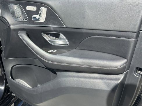 Certified 2025 Mercedes-Benz GLS 450 4MATIC image 16