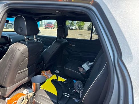 Used 2023 Chevrolet Traverse RS w/ LPO, Floor Liner Package AWD/4WD image 8