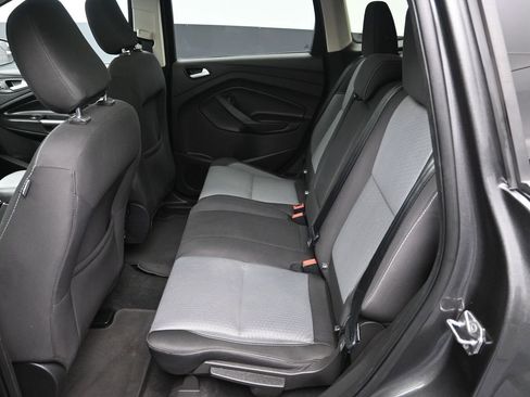 Used 2018 Ford Escape SE image 28