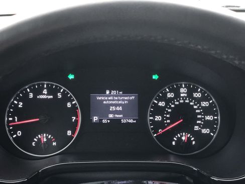 Used 2022 Kia Seltos Nightfall Edition image 16