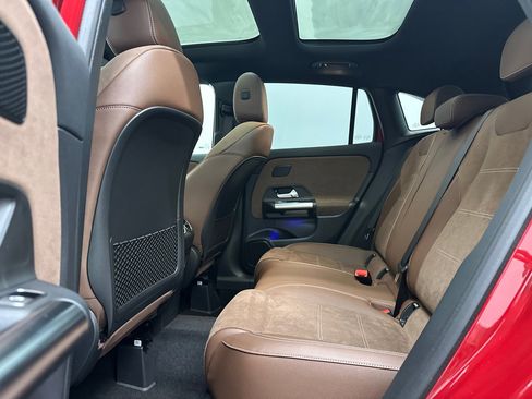 Used 2026 Mercedes-Benz GLA 250 4MATIC image 17