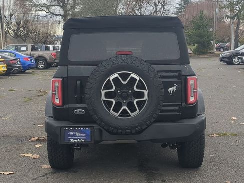 Used 2023 Ford Bronco Outer Banks AWD/4WD image 3