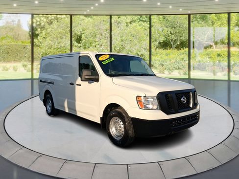 Used 2019 Nissan NV 1500 S image 3