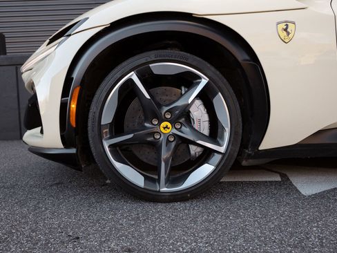 Used 2025 Ferrari Purosangue AWD/4WD image 9