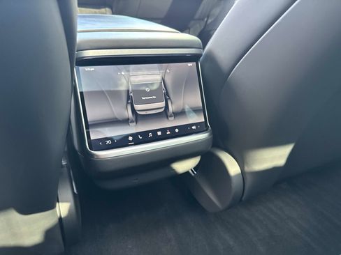 Used 2023 Tesla Model S image 33