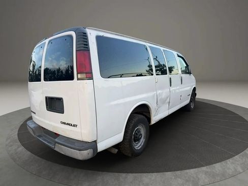 Used 2001 Chevrolet Express 2500 Passenger RWD image 5