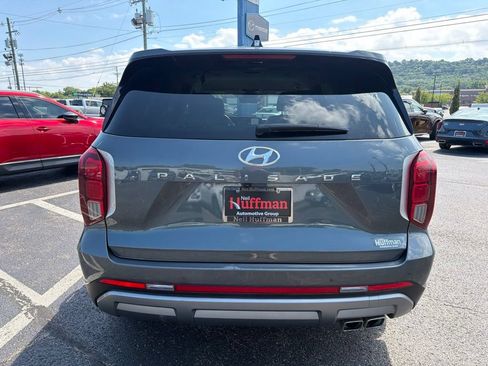 Used 2024 Hyundai Palisade SEL FWD image 6