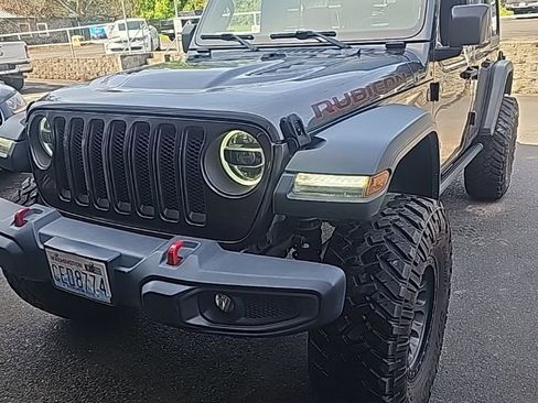 Used 2021 Jeep Wrangler Unlimited Rubicon w/ LED Lighting Group AWD/4WD image 3