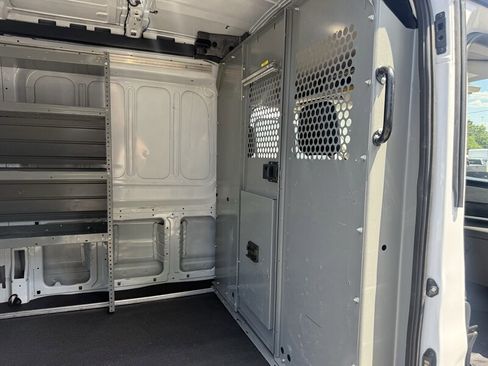 Used 2020 Ford Transit 250 Medium Roof RWD image 33