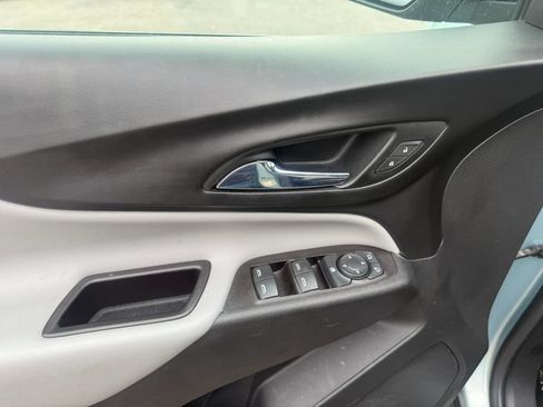 Used 2022 Chevrolet Equinox LT FWD image 14