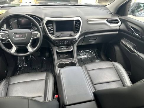 Used 2022 GMC Acadia SLT w/ Technology Package AWD/4WD image 16