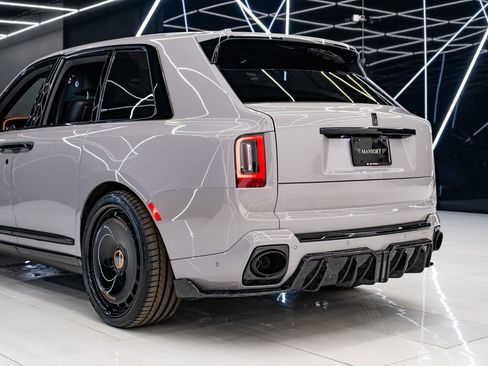 Used 2026 Rolls-Royce Cullinan AWD/4WD image 13