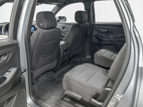 Used 2023 Chevrolet Traverse LT w/ LPO, Floor Liner Package AWD/4WD image 26
