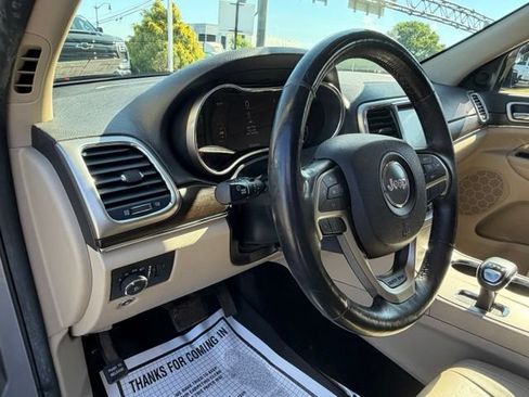 Used 2014 Jeep Grand Cherokee Limited AWD/4WD image 34