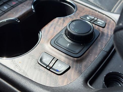 Used 2023 GMC Acadia Denali FWD image 14