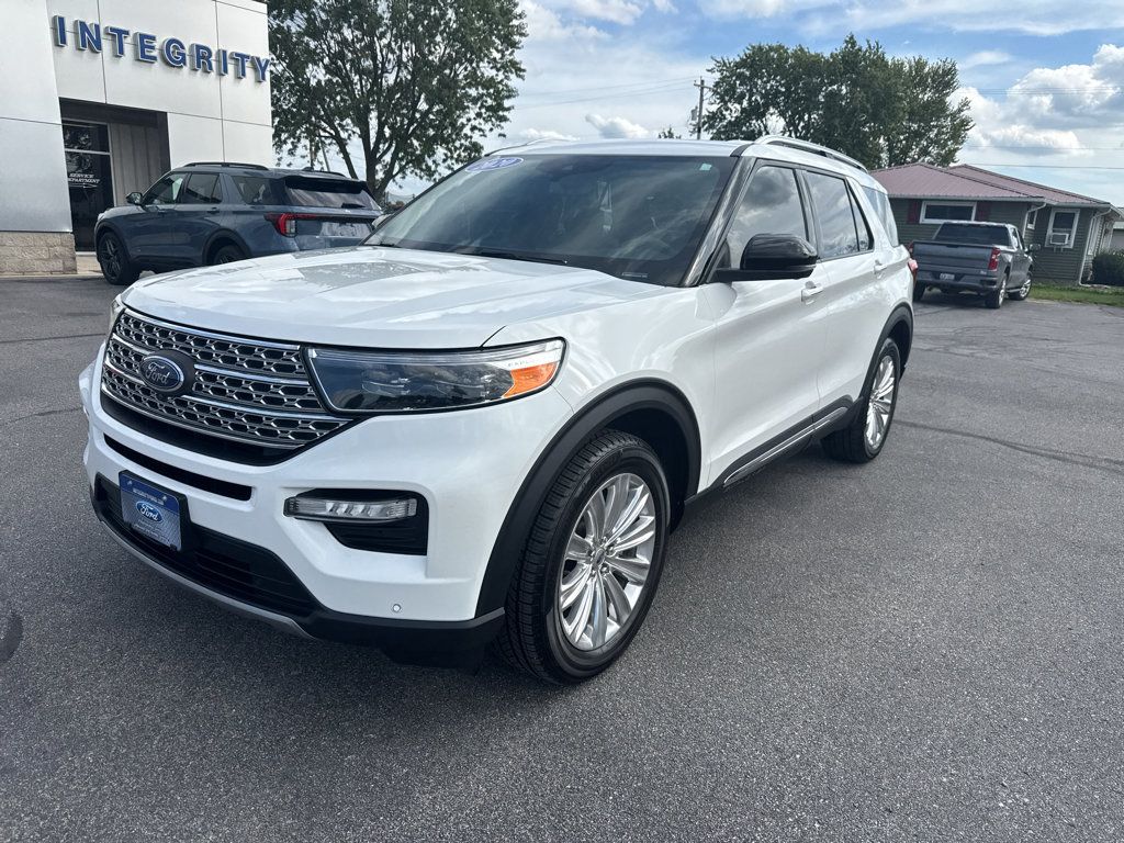 Used 2020 Ford Explorer Limited AWD/4WD image 3