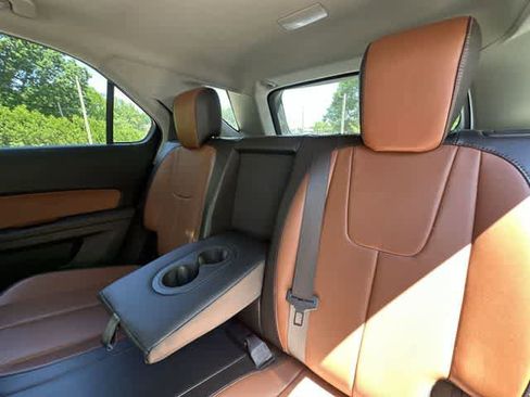 Used 2016 Chevrolet Equinox LTZ w/ Enhanced Convenience Package AWD/4WD image 16
