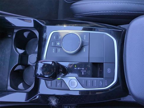 Used 2024 BMW X3 xDrive30i w/ Premium Essential Package image 28