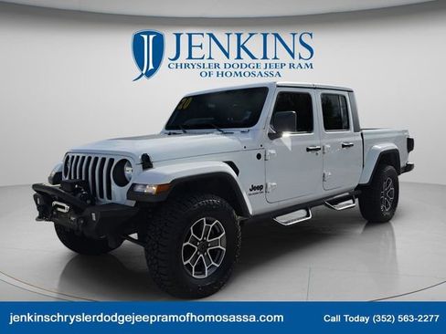 Used 2020 Jeep Gladiator Mojave AWD/4WD image 11